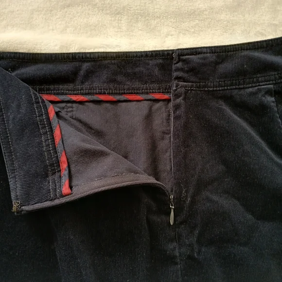 Talbots Women's Corduroy Mini Skirt Size 10 Navy Blue Cotton Blend With Pockets - Picture 7 of 11